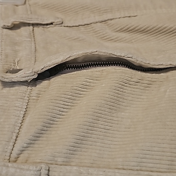 Universal Thread Women's Corduroy Vintage‎ Straight Pants Size 14 Beige - Picture 4 of 13